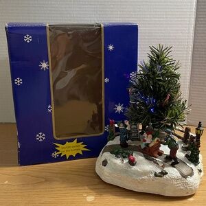 Winter Valley Christmas Holiday Scene Fiber Optic Playground Village *SEE VIDEO*